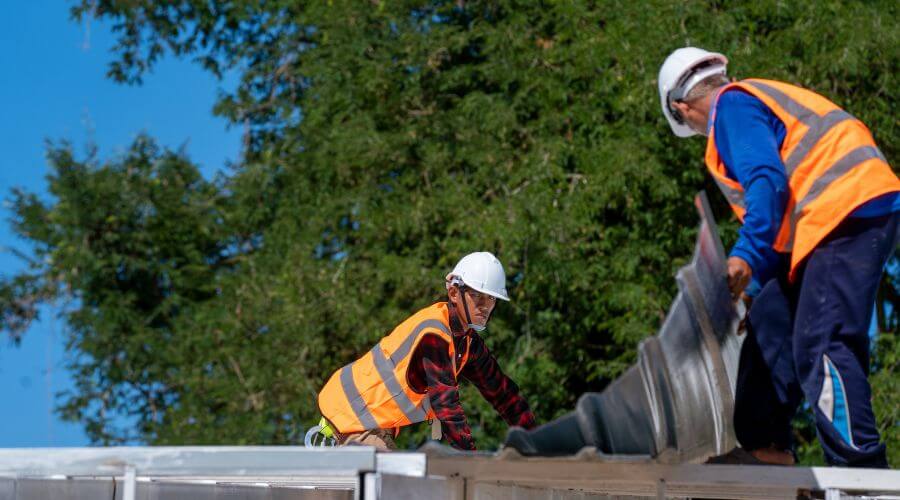 Expert Emergency Roof Repairs services in Punta Gorda, FL